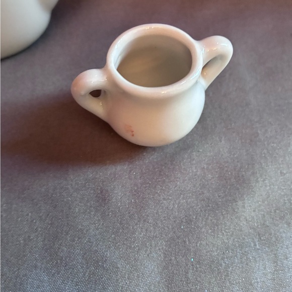 Vintage Mini Toy Tea Set - Blond Girl with Butterfly, 9 Piece Set - Picture 5 of 13